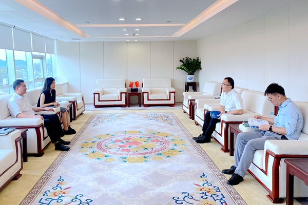 中小擔保與進出口銀行廣西分行、郵儲銀行廣西區(qū)分行洽談業(yè)務合作